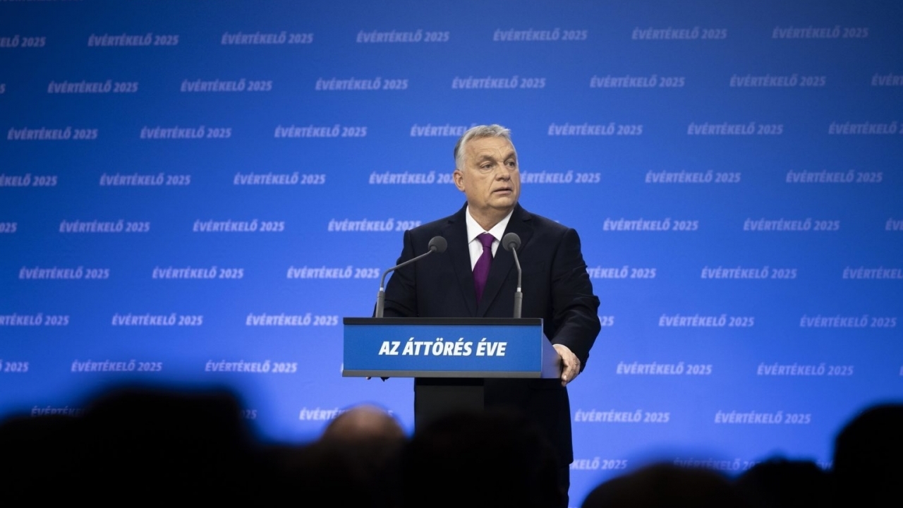 Một quốc gia EU nói Ukraine là ‘vùng đệm’ giữa NATO và Nga; F-16 và Su-35S lần đầu không chiến