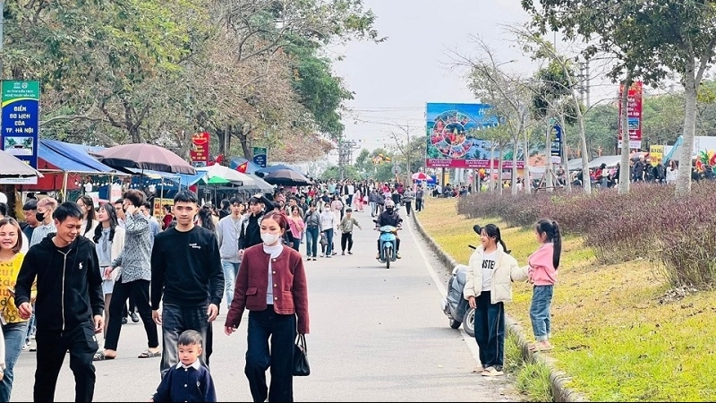 Hà Nội cập nhật bộ tiêu chí về môi trường văn hóa trong lễ hội truyền thống