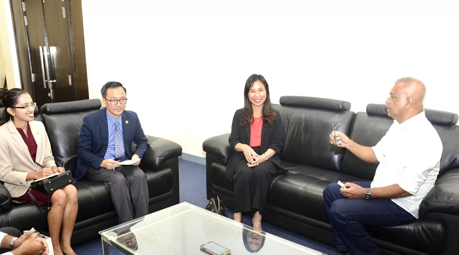 Việt Nam và Sri Lanka tăng cường hợp tác nông nghiệp và chăn nuôi Việt Nam và Sri Lanka tăng cường hợp tác nông nghiệp và chăn nuôi