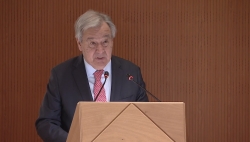 Tổng thư ký LHQ: Những nền tảng cho hòa bình đang xói mòn ngay trước mắt, AI đang được 'vũ khí hóa'