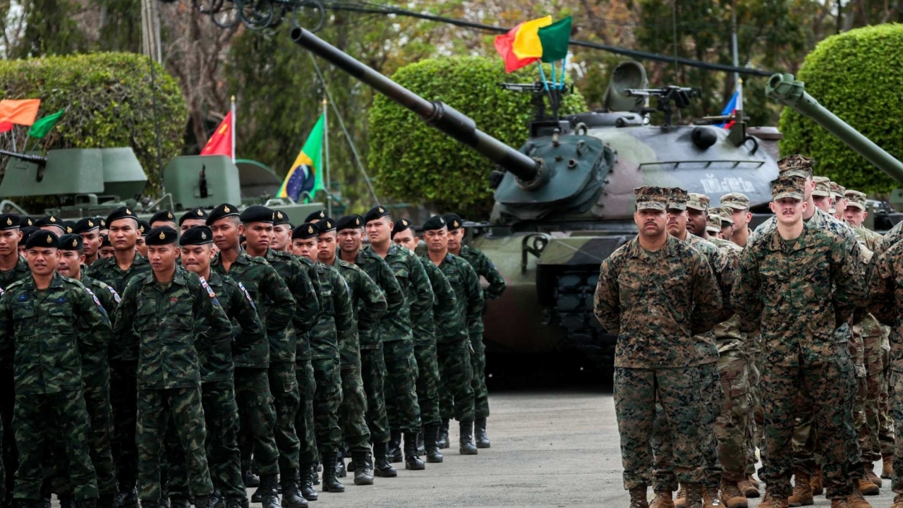 Điểm tin thế giới sáng 26/2: Indonesia dỡ lệnh cấm bán iPhone 16, Iraq muốn hợp tác tình báo với Mỹ, Ukraine có thể vào EU trước 2030