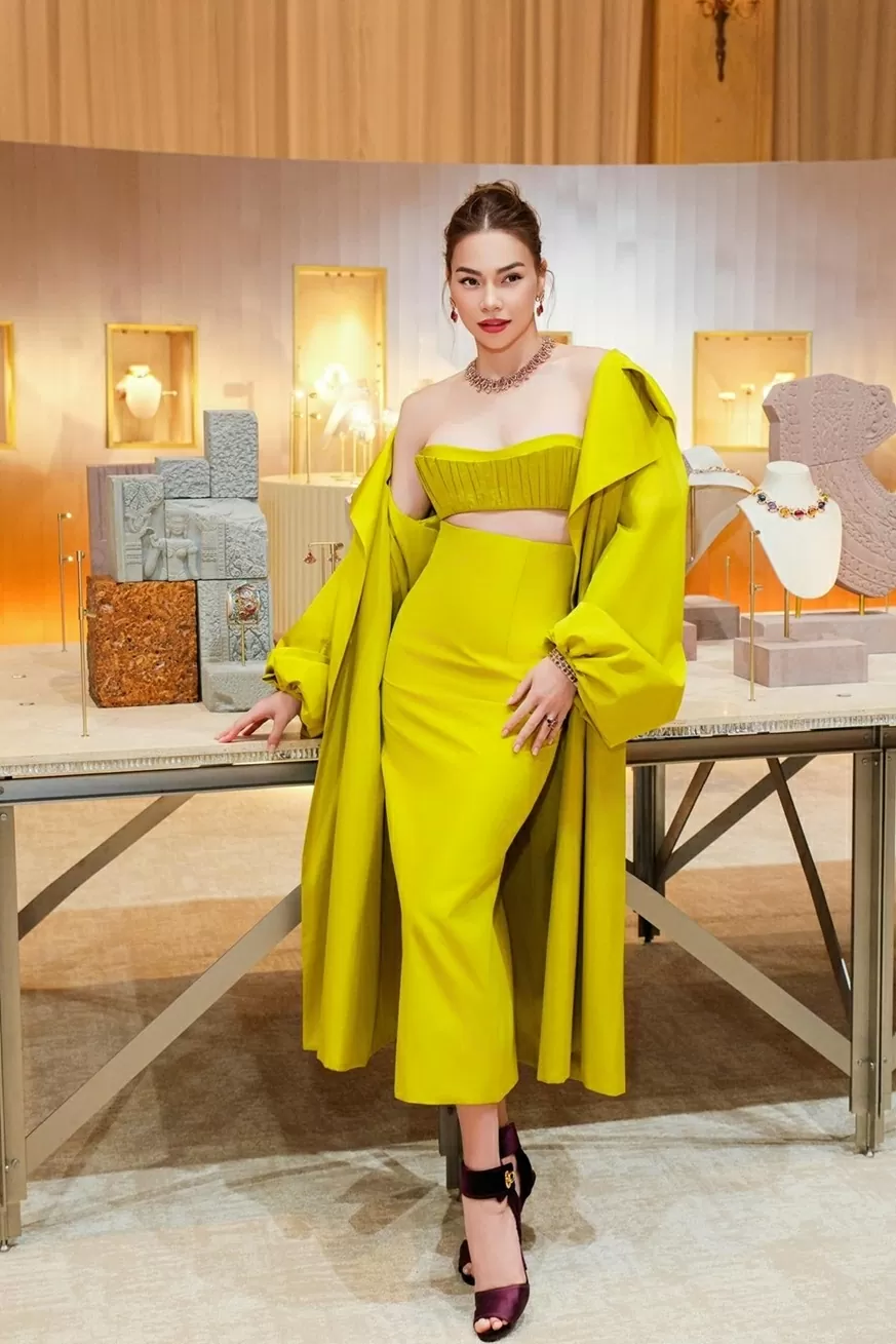 Hồ Ngọc Hà đẹp tựa nữ thần Hồ Ngọc Hà đẹp tựa nữ thần