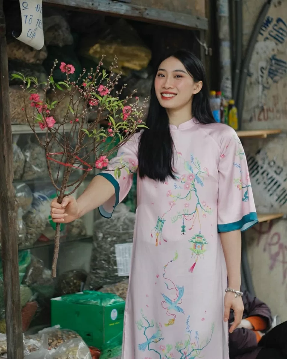 Thủ quân CLB bóng chuyền nữ Binh chủng Thông tin Phạm Thị Nguyệt Anh Thủ quân CLB bóng chuyền nữ Binh chủng Thông tin Phạm Thị Nguyệt Anh