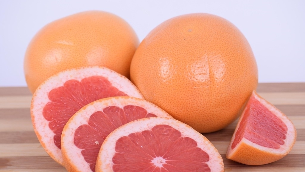 5 điều không nên khi ăn quả bưởi