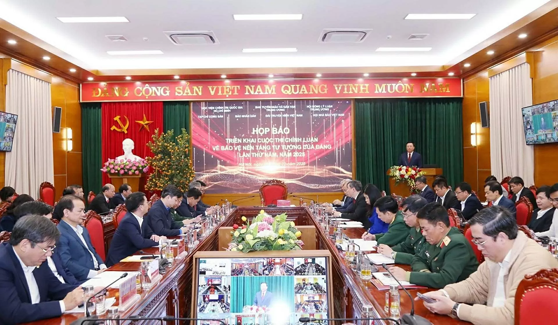 Khẳng định vai trò quan trọng của công tác bảo vệ nền tảng tư tưởng của Đảng Khẳng định vai trò quan trọng của công tác bảo vệ nền tảng tư tưởng của Đảng