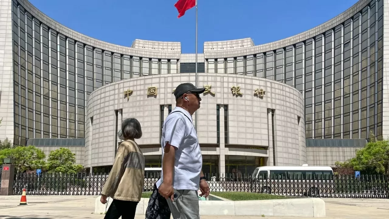 Bơm tiền hỗ trợ các ngân hàng là một phần quan trọng trong chiến lược kích thích kinh tế của Bắc Kinh. Ảnh minh họa. (Nguồn: Getty Images) Bơm tiền hỗ trợ các ngân hàng là một phần quan trọng trong chiến lược kích thích kinh tế của Bắc Kinh. Ảnh minh họa. (Nguồn: Getty Images)