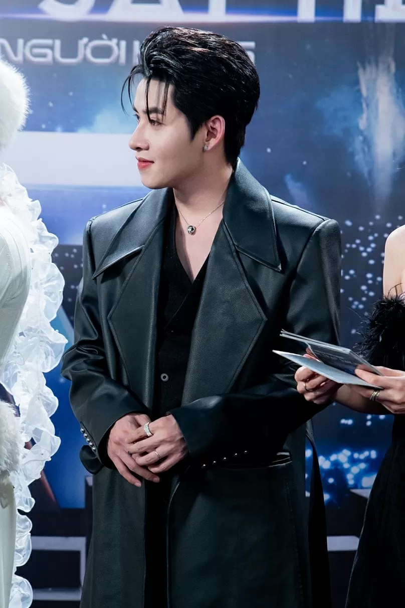 Anh trai say hi: Kẻ phản diện tạo nên người hùng Anh trai say hi: Kẻ phản diện tạo nên người hùng