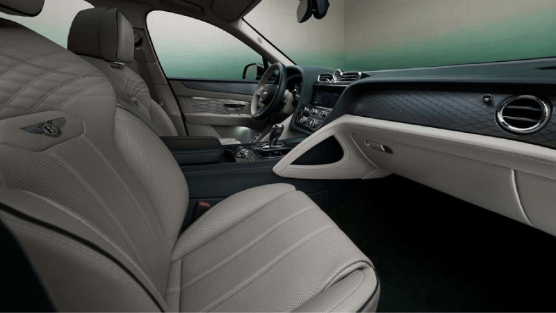 Cận cảnh Bentley Bentayga Atelier Edition kỷ niệm 10 ra mắt tại Đức