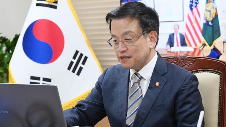 Hàn Quốc đẩy mạnh tiếp xúc với chính quyền Tổng thống Mỹ Donald Trump