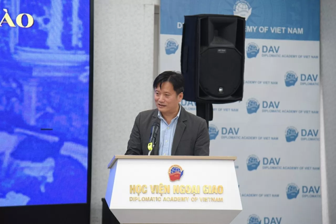 Ngoại giao Việt Nam: 80 năm vinh dự, tự hào Ngoại giao Việt Nam: 80 năm vinh dự, tự hào