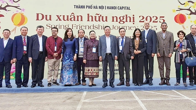 Du xuân Hữu nghị - điểm hẹn văn hóa Thủ đô với bạn bè quốc tế