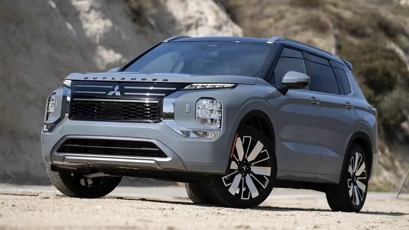 Cận cảnh Mitsubishi Outlander 2025 ra mắt tại Mỹ, giá khoảng 755 triệu đồng