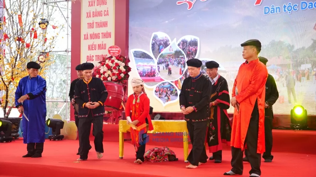 Quảng Ninh: Độc đáo lễ cấp sắc ở Bằng Cả Quảng Ninh: Độc đáo lễ cấp sắc ở Bằng Cả