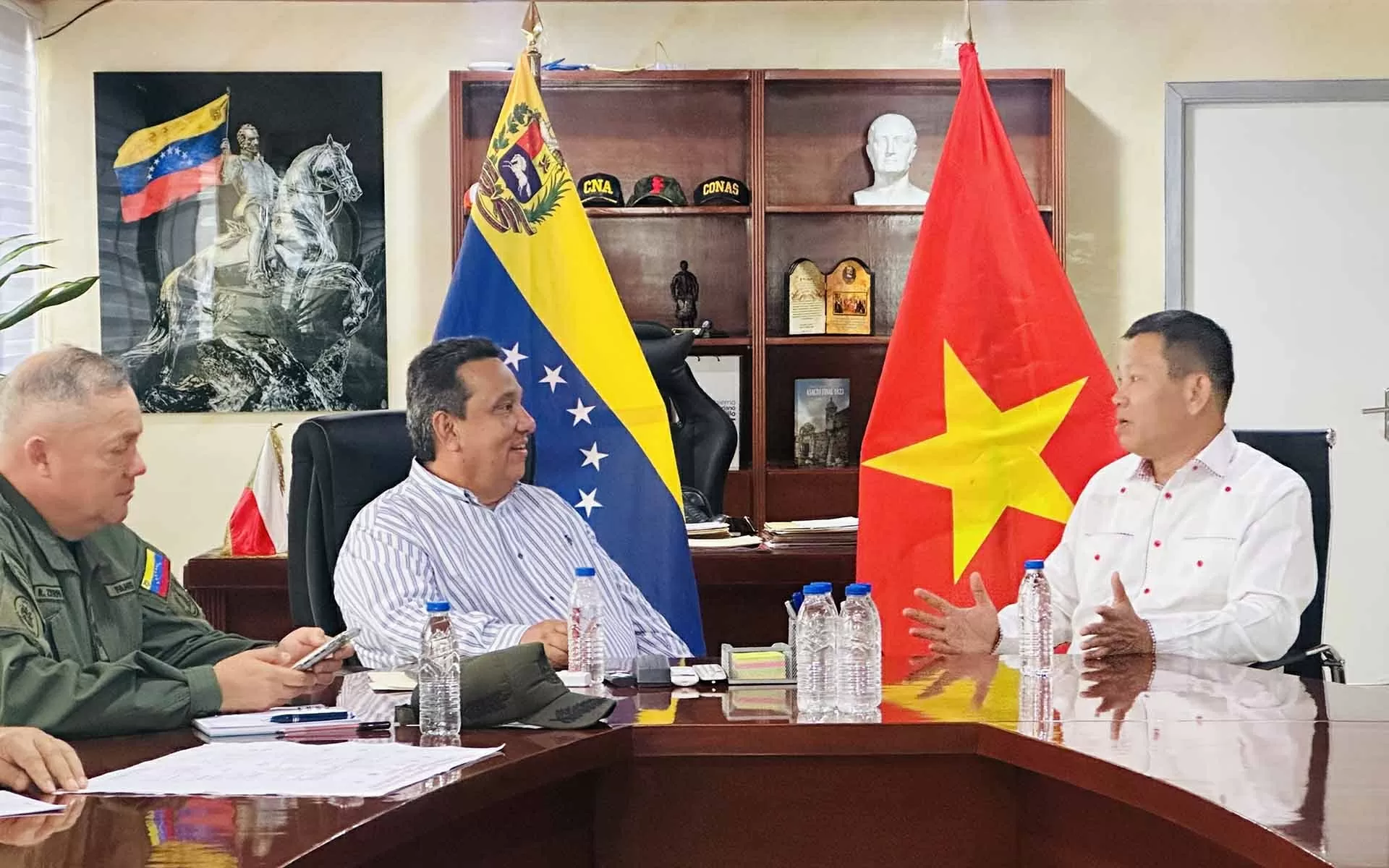 Việt Nam tăng cường hợp tác với các địa phương của Venezuela Việt Nam tăng cường hợp tác với các địa phương của Venezuela
