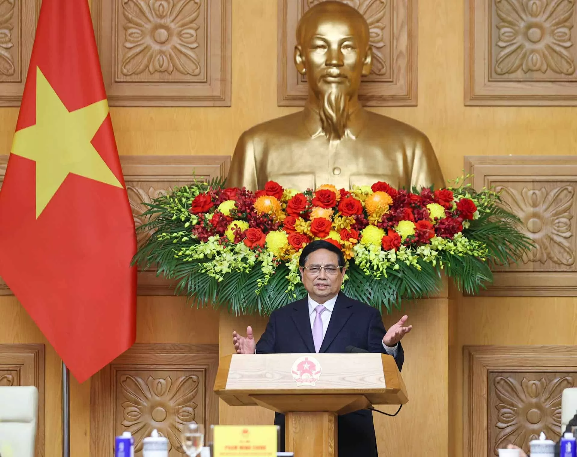 Thủ tướng Phạm Minh Chính chủ trì tọa đàm với các doanh nghiệp ASEAN tại Việt Nam Thủ tướng Phạm Minh Chính chủ trì tọa đàm với các doanh nghiệp ASEAN tại Việt Nam