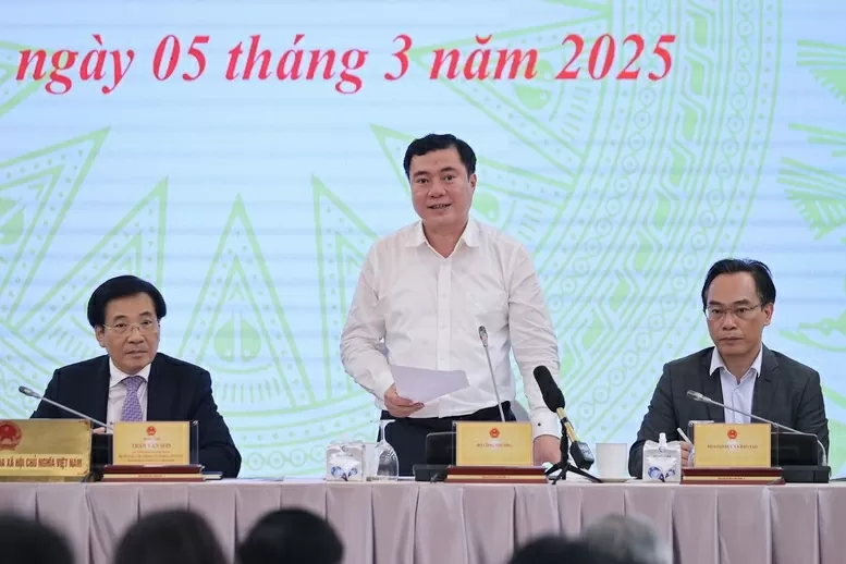 Giải pháp nhằm đảm bảo đạt mục tiêu tăng trưởng 8%... Giải pháp nhằm đảm bảo đạt mục tiêu tăng trưởng 8%...