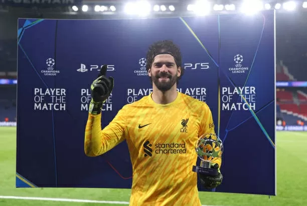 Thi đấu xuất sắc trước PSG, thủ môn Alisson lập hai kỷ lục Thi đấu xuất sắc trước PSG, thủ môn Alisson lập hai kỷ lục