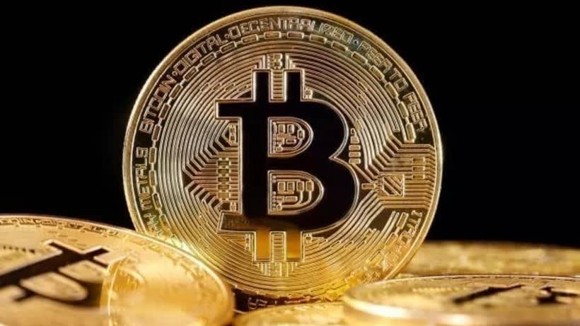 Giá trị Bitcoin 'bốc hơi', khép lại chuỗi tăng 7 năm liên tiếp