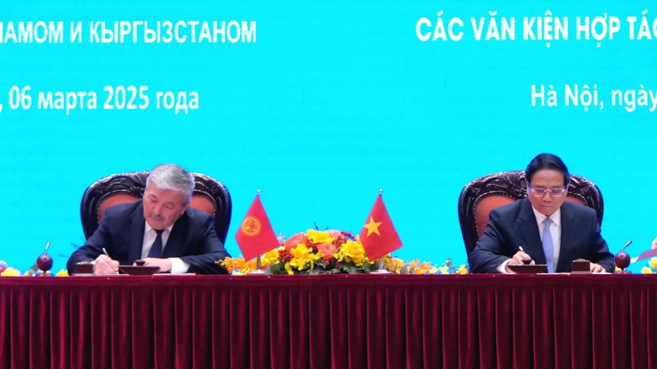 Việt Nam-Kyrgyzstan hướng tới nâng cấp quan hệ lên Đối tác toàn diện