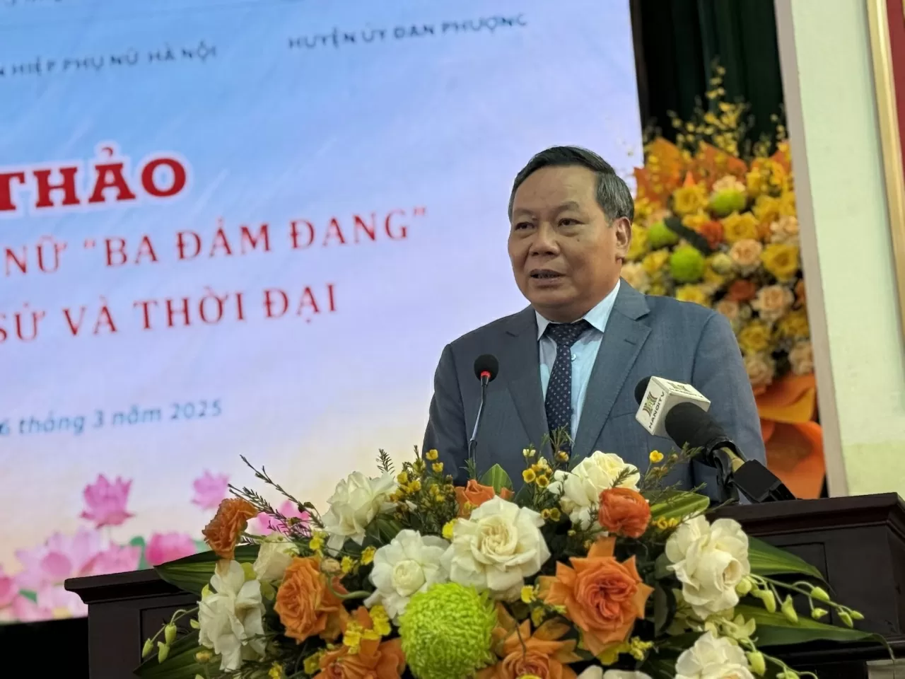 Hội thảo ‘Phong trào Phụ nữ Ba đảm đang - Giá trị lịch sử và thời đại’ Hội thảo ‘Phong trào Phụ nữ Ba đảm đang - Giá trị lịch sử và thời đại’