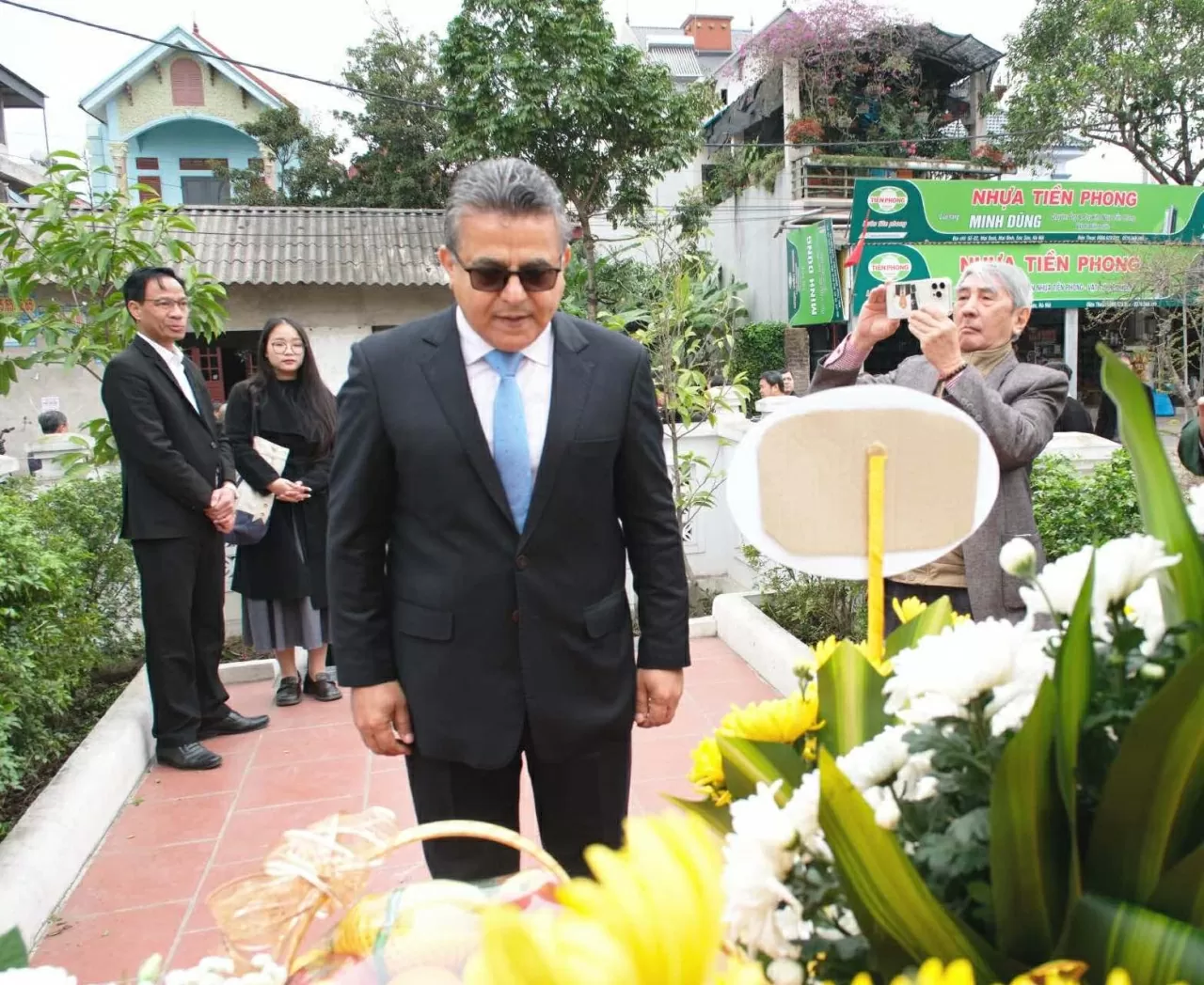 Tìm về nơi 'máu hai dân tộc Việt Nam-Algeria hoà làm một' Tìm về nơi 'máu hai dân tộc Việt Nam-Algeria hoà làm một'