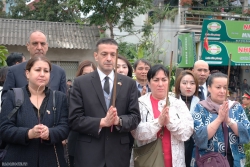 Hành trình của hai người con Algeria tìm về nơi cha hoá thân cùng đất Việt