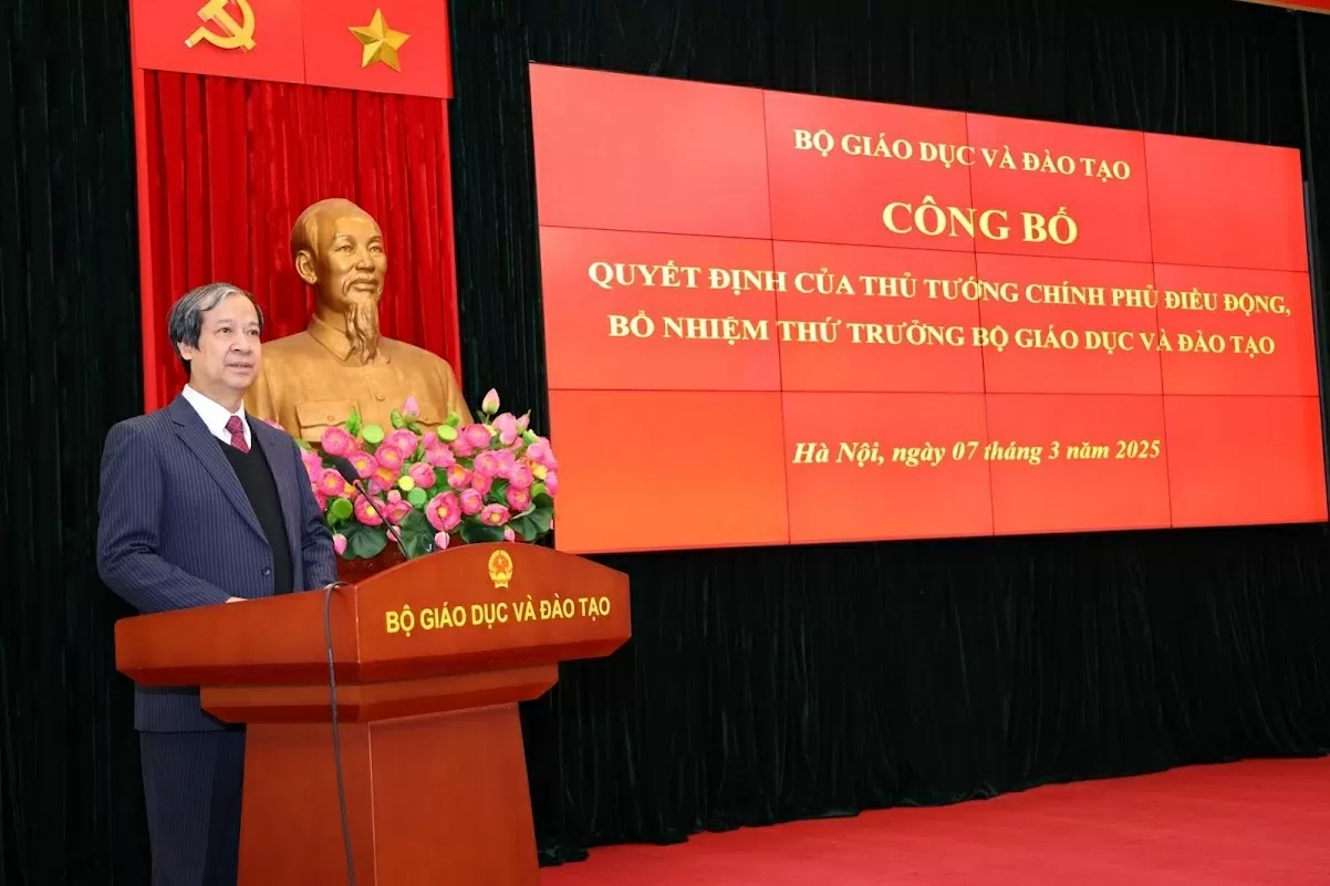 Bộ GD&ĐT công bố quyết định bổ nhiệm lãnh đạo các đơn vị Bộ GD&ĐT công bố quyết định bổ nhiệm lãnh đạo các đơn vị