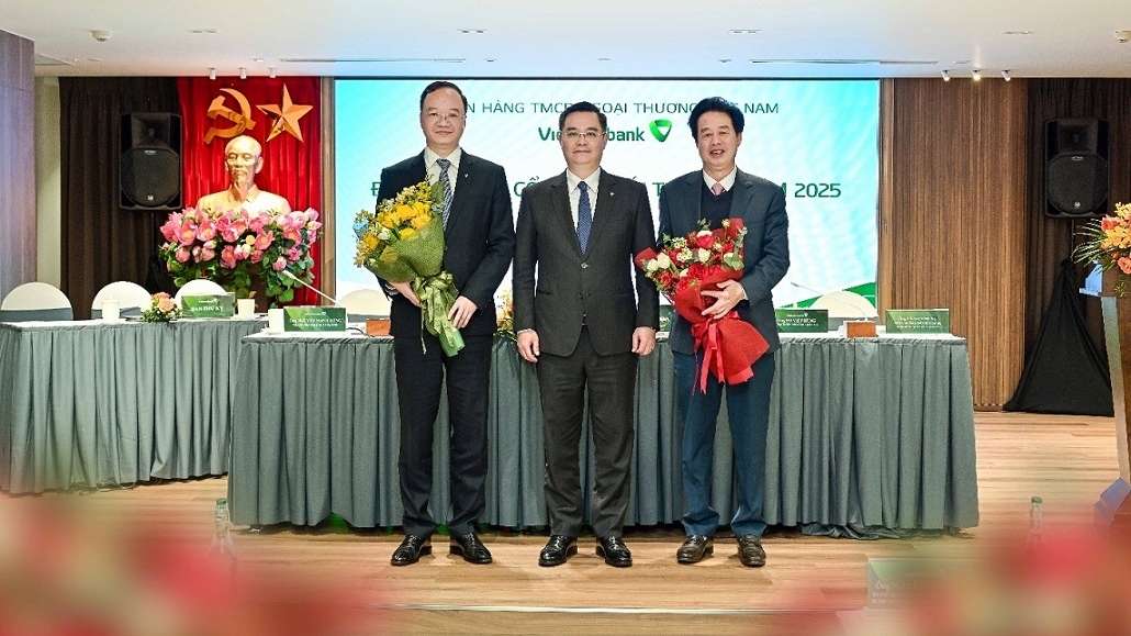 Vietcombank đại hội cổ đông bất thường, bổ sung 1 thành viên HĐQT, miễn nhiệm 1 thành viên