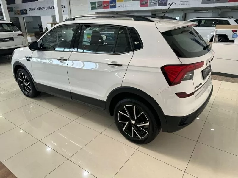 Việc được lắp ráp trong nước giúp cho Skoda Kushaq có mức giá cạnh tranh hơn so với những đối thủ nhập khẩu Việc được lắp ráp trong nước giúp cho Skoda Kushaq có mức giá cạnh tranh hơn so với những đối thủ nhập khẩu