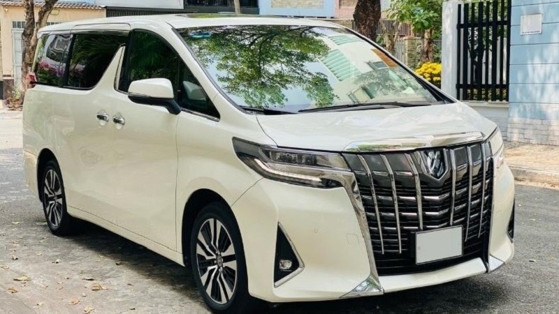 Triệu hồi xe Toyota Alphard tại Việt Nam để khắc phục lỗi