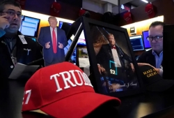 Không chỉ 'đe dọa' trực tiếp kinh tế Mỹ, chính sách thuế quan của Tổng thống Trump còn khiến các đầu tàu kinh tế châu Á 'điêu đứng'