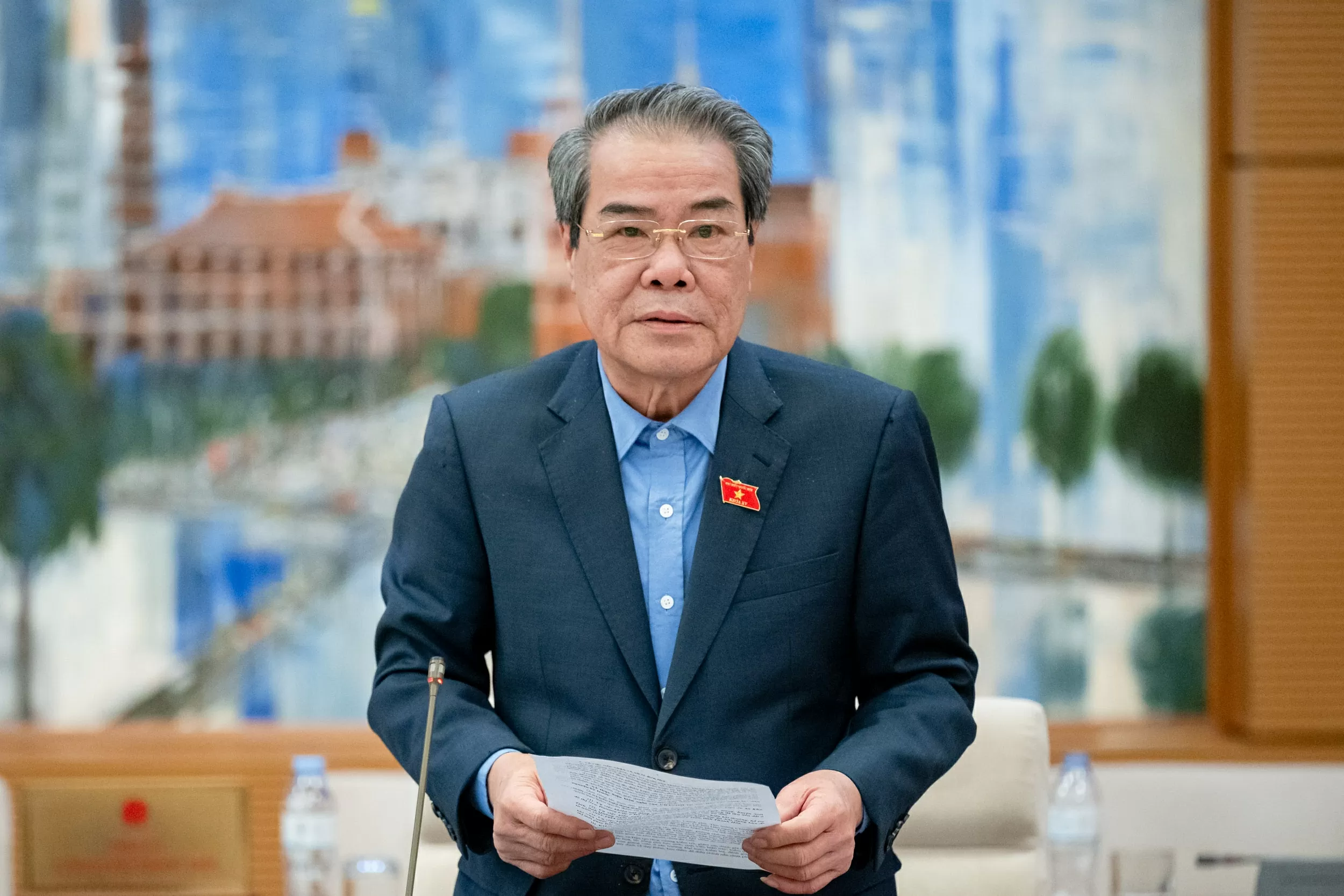 Phiên họp thứ 43, Ủy ban Thường vụ Quốc hội... Phiên họp thứ 43, Ủy ban Thường vụ Quốc hội...