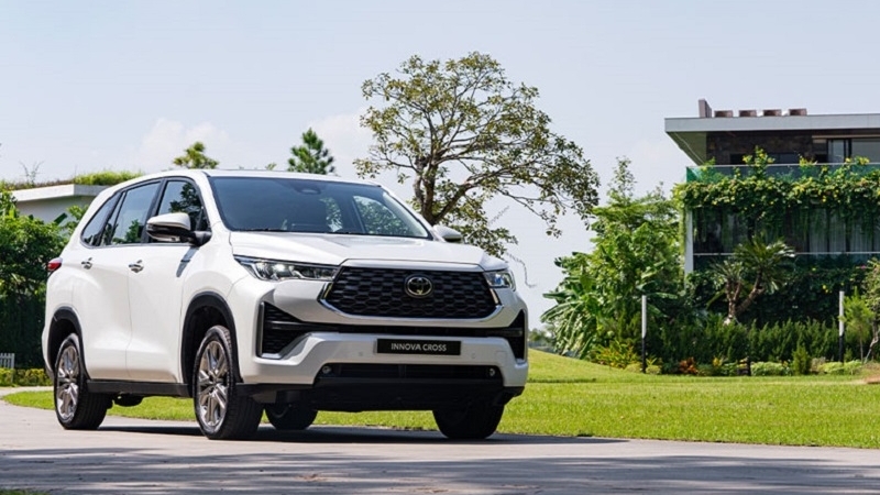 Top 5 mẫu xe hybrid bán chạy nhất tháng 2/2025: Toyota Innova Cross HEV dẫn đầu
