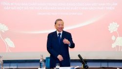 Tổng Bí thư Tô Lâm gặp, lắng nghe kiến nghị, đề xuất của trí thức kiều bào tại Singapore