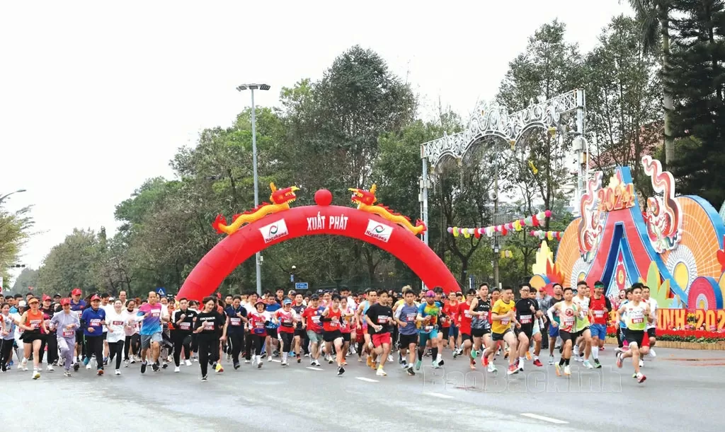 Chạy bộ, thưởng ngoạn vẻ đẹp Bắc Ninh văn hiến, hiện đại và phát triển