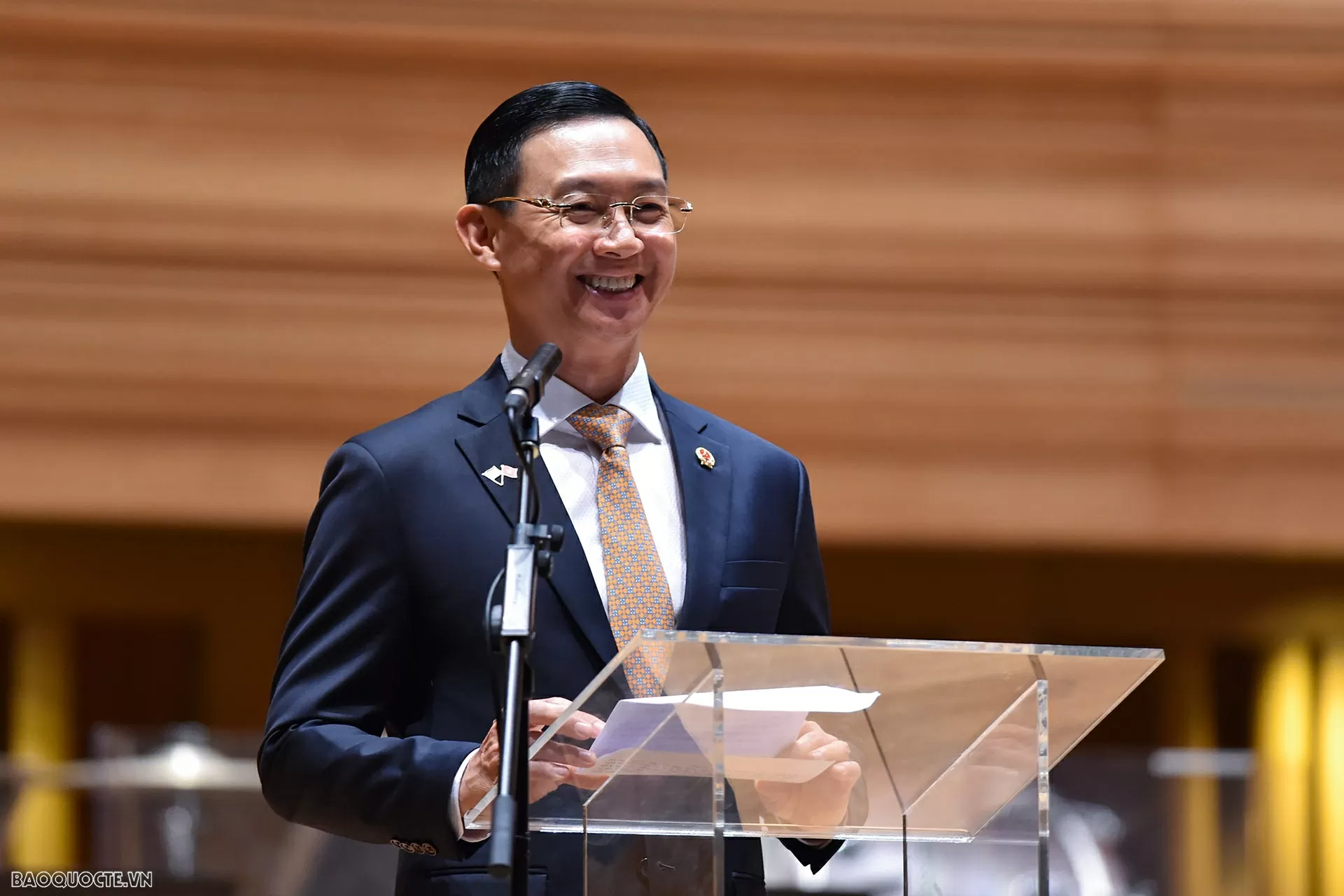 Việt Nam-Singapore Việt Nam-Singapore