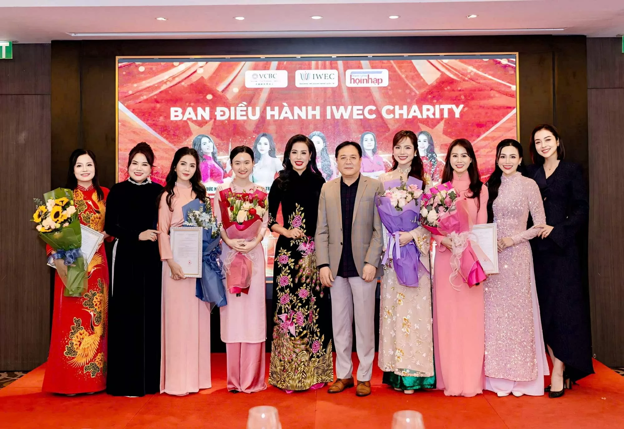 Nâng tầm vị thế của nữ doanh nhân Việt Nam và quốc tế trong kỷ nguyên mới Nâng tầm vị thế của nữ doanh nhân Việt Nam và quốc tế trong kỷ nguyên mới