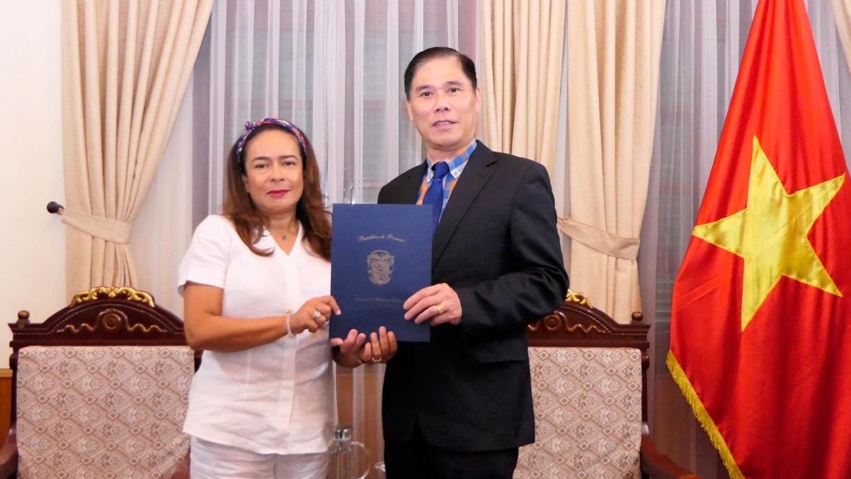 Bộ Ngoại giao tiếp nhận bản sao Quốc thư bổ nhiệm Đại sứ Panama tại Việt Nam