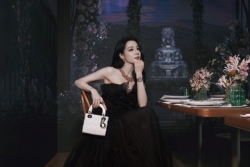 Dự triển lãm trang sức cao cấp Dior, Địch Lệ Nhiệt Ba nhận mưa lời khen nhan sắc