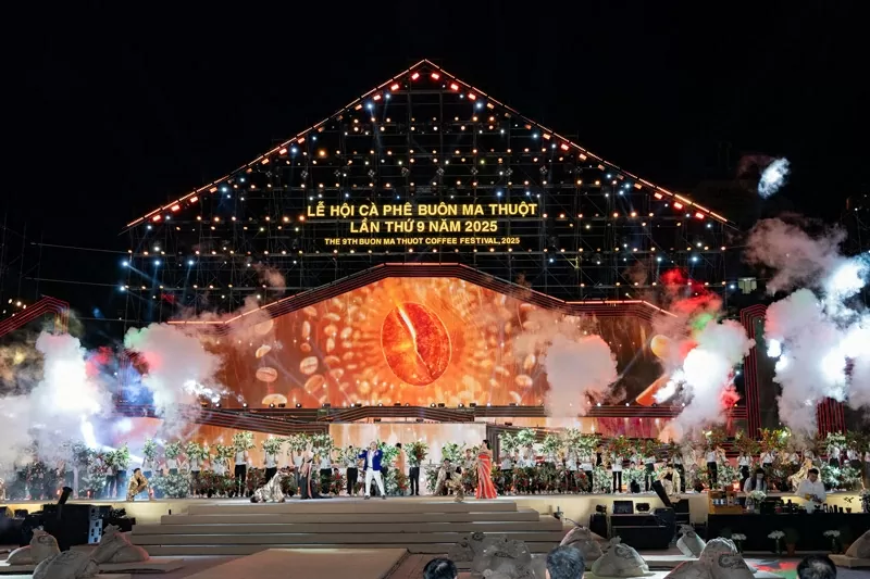 Phát biểu tại lễ khai mạc, Phó Thủ tướng Chính phủ Trần Hồng Hà đã nhận định: Những dấu ấn đặc biệt của Lễ hội Cà phê Buôn Ma Thuột lần thứ 9 năm 2025