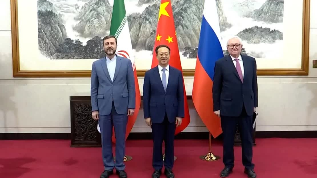 Cự tuyệt 'tối hậu thư' của Mỹ, Iran đàm phán hạt nhân cùng Nga, Trung Quốc