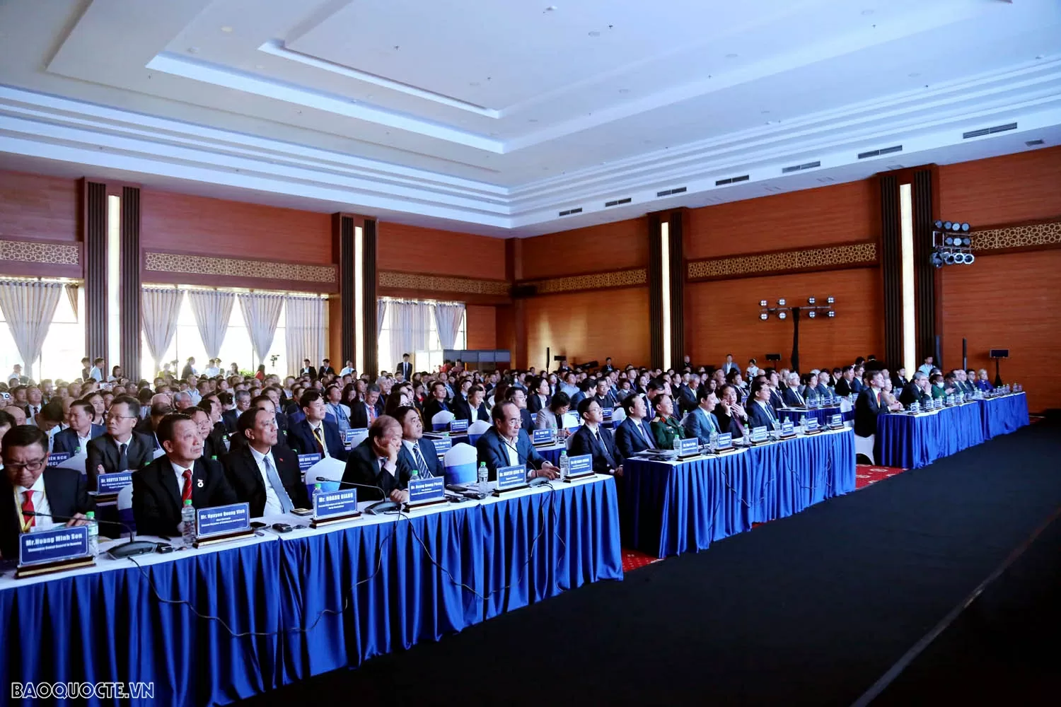 Gặp gỡ 2025: Lào Cai-Trung tâm kết nối giao thương Việt Nam - ASEAN và Tây Nam, Trung Quốc, Cơ hội cho các doanh nghiệp và nhà đầu tư Gặp gỡ 2025: Lào Cai Trung tâm kết nối giao thương Việt Nam - ASEAN và Tây Nam, Trung Quốc, Cơ hội cho các doanh nghiệp và nhà đầu tư