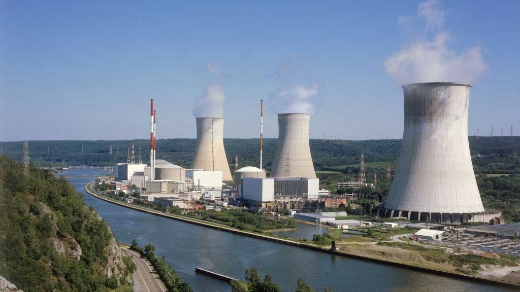 Tiến bước quan trọng về an ninh năng lượng, quốc gia châu Âu khởi động lại hai lò phản ứng hạt nhân chiến lược
