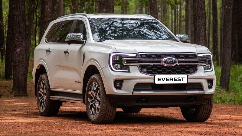 Top 4 xe SUV 7 chỗ bán chạy nhất tháng 2/2025: Ford Everest tiếp tục dẫn đầu