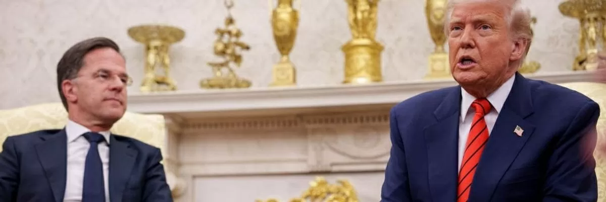 Ảnh ấn tượng: Nga đề cập việc ai sẽ ra lệnh ngừng bắn ở Ukraine và cái giá phải trả; ông Trump nói thời điểm chấm dứt nguy cơ Moscow tấn công NATO