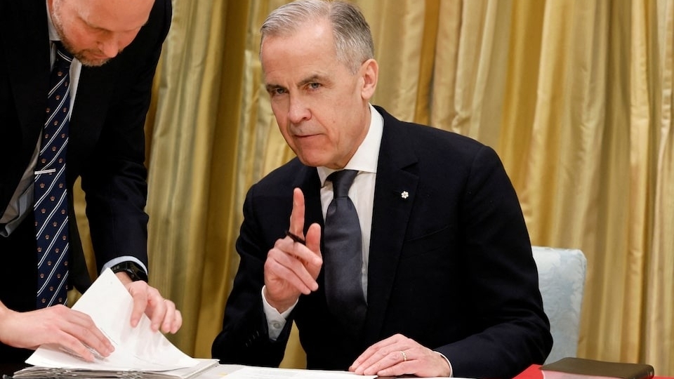 Bầu cử Canada: Đảng Tự do tiếp tục dẫn trước đảng Bảo thủ, cử tri chọn người xử lý tốt mối quan hệ với Mỹ