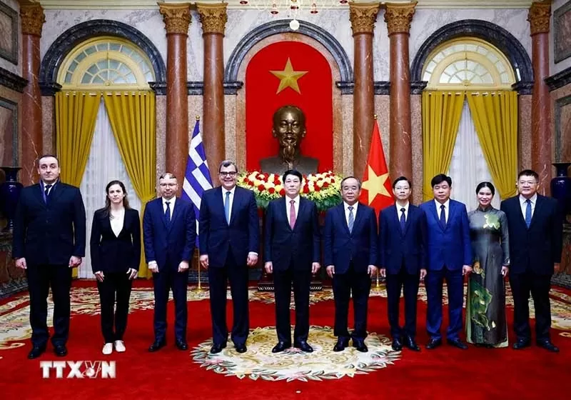 Chủ tịch nước Lương Cường tiếp Đại sứ các nước trình Quốc thư Chủ tịch nước Lương Cường tiếp Đại sứ các nước trình Quốc thư