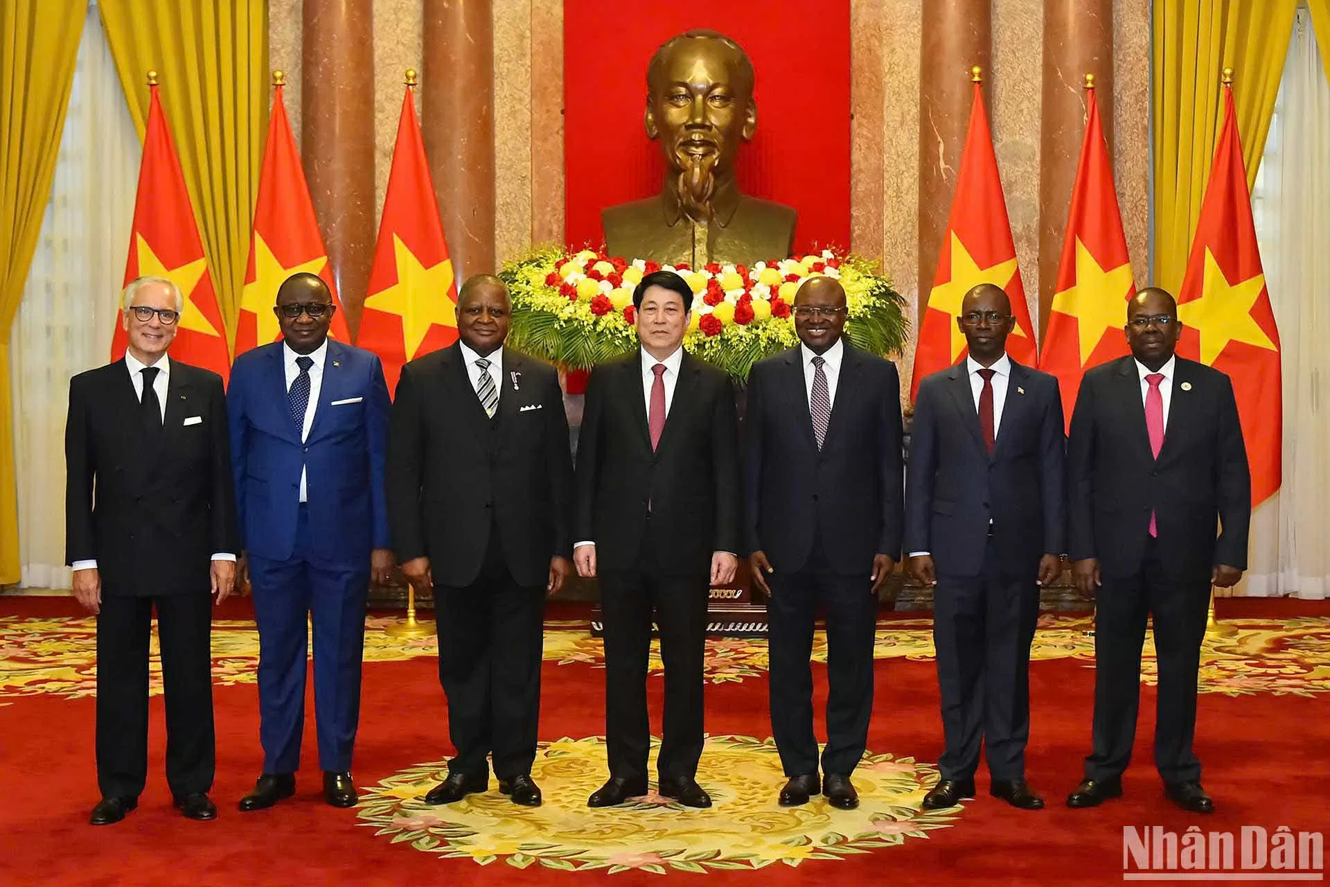 Chủ tịch nước Lương Cường tiếp Đại sứ các nước trình Quốc thư Chủ tịch nước Lương Cường tiếp Đại sứ các nước trình Quốc thư