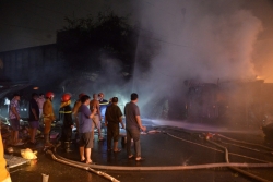 Cháy lớn thiêu rụi nhiều kiốt tại chợ Thanh Đa, TP. Hồ Chí Minh