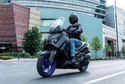 Xe tay ga Yamaha XMAX 300 đời mới sắp cập bến đại lý Việt, giá 139 triệu đồng